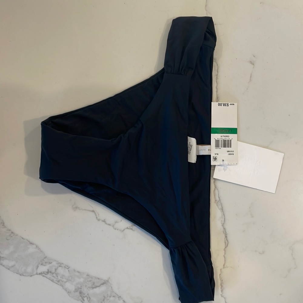 Becca bikini bottoms size large NWT